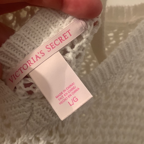 Sweater - Picture 4 of 5